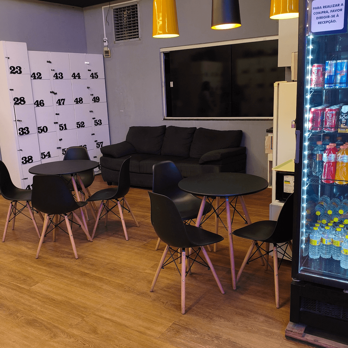 1200x1200---CENTRO---_0006_0268161c-13cc-4acd-80c5-09d564e28031