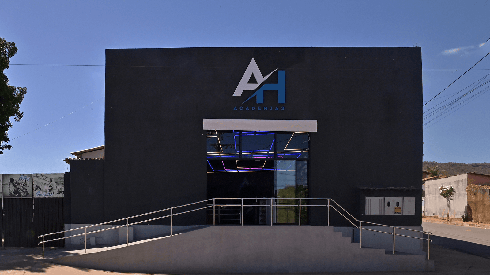 fachada morada da lua