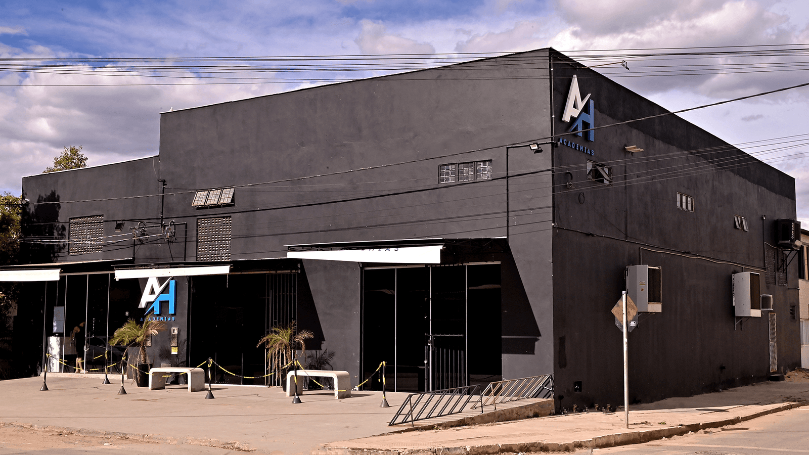 1920x1080--_0004_fachada-unidade-LT-São-Paulo